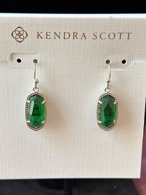Kendra Scott Jade Green Glass Lee white Drop Earrings silver plated